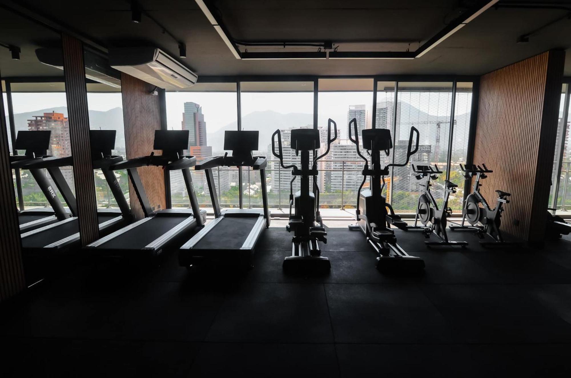 Condes Living Arauco Park Gourmet Couple's Pad