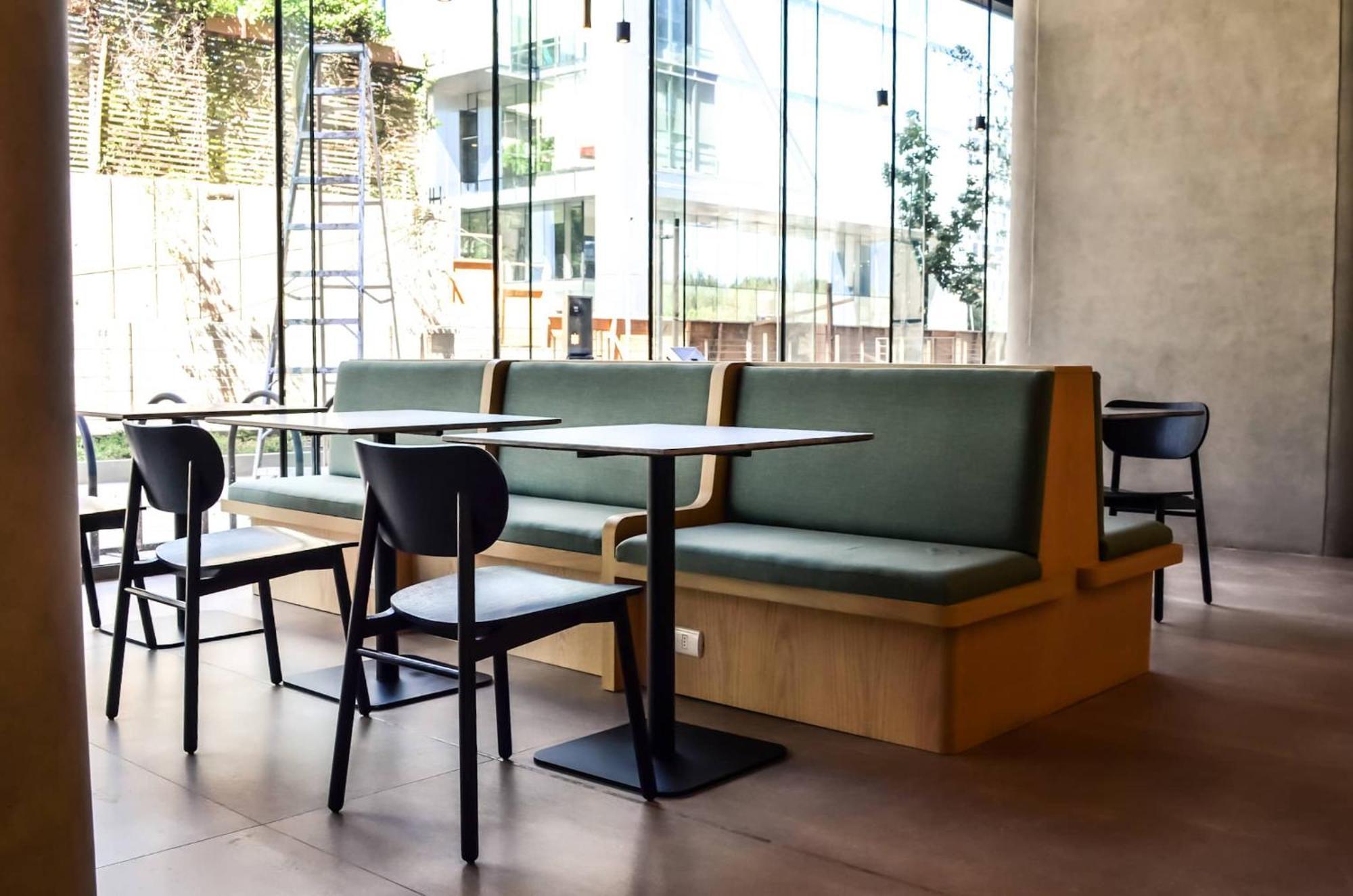 Condes Living Arauco Park Gourmet Couple's Pad *